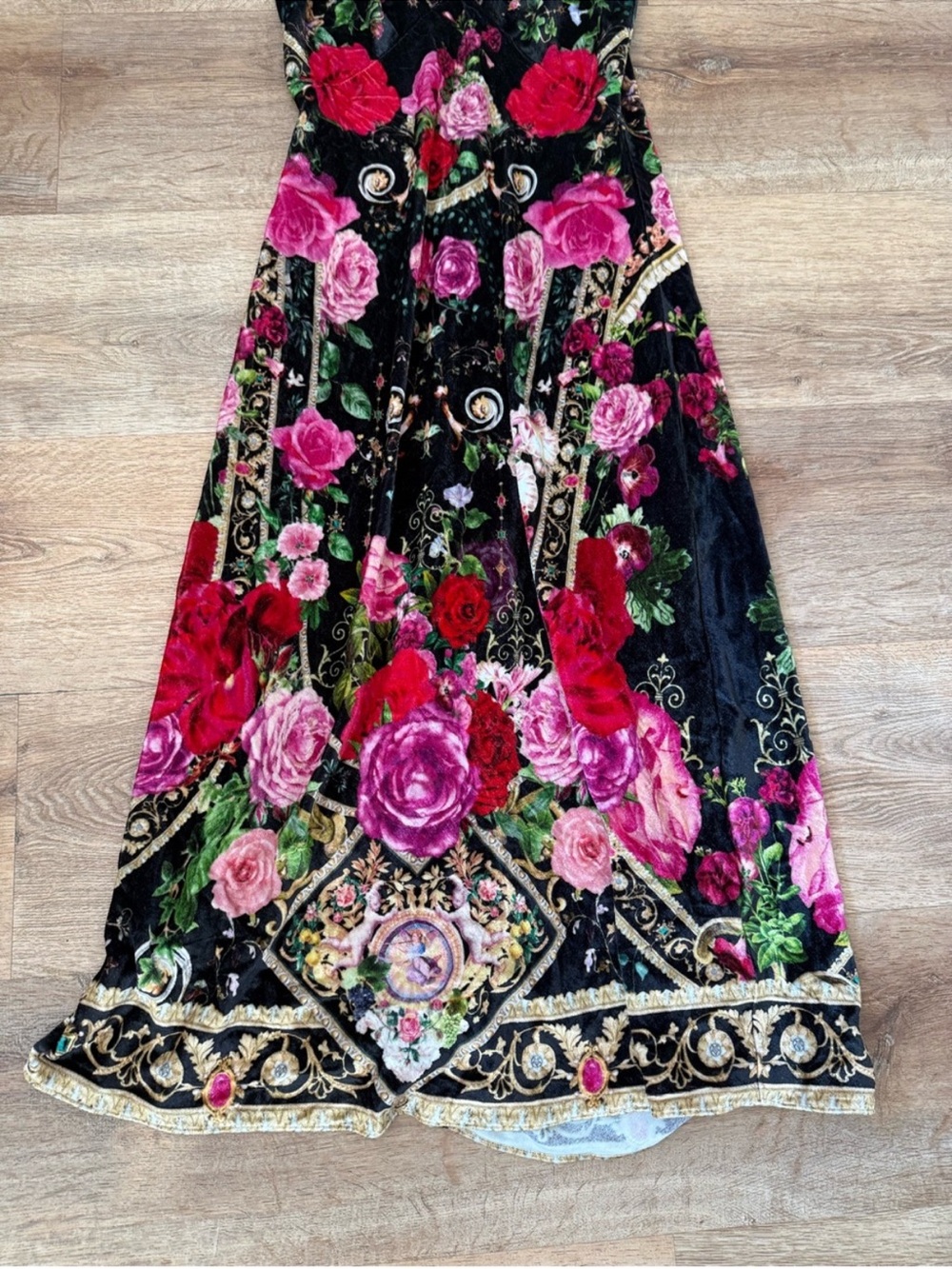 Camilla dress VELVET RESERVATION FOR LOVE IN BLACK/BROWN/RED - size S - Picture 2 of 6